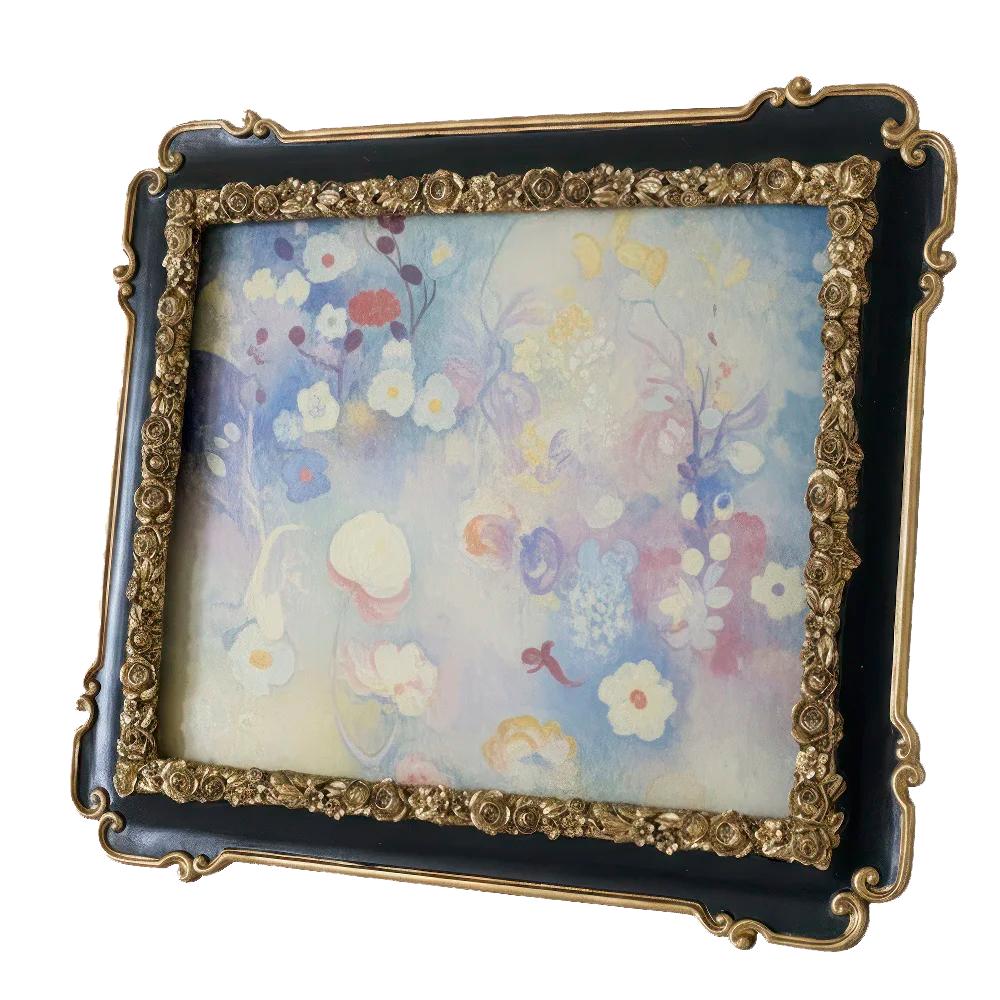 Baroque-Revival Scalloped Gilded Frame