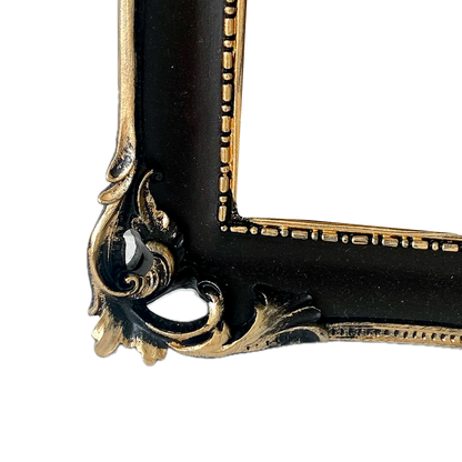 Baroque Heritage Distressed Black and Gold Frame